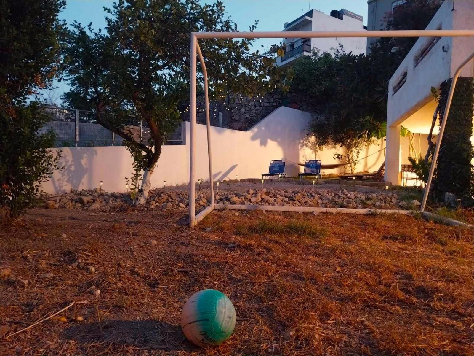 Bibliotheque Vintage Studio & Easy Garden Heraklion Exteriör bild